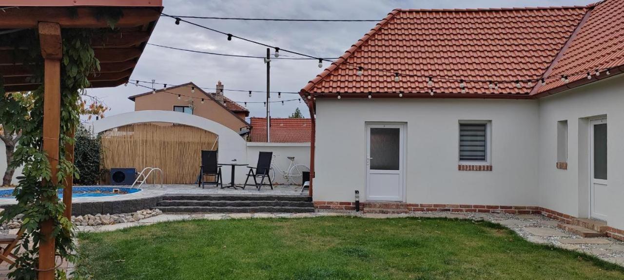 Apartmány Ellie Znojmo Esterno foto